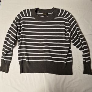 TRUTH by Republic Striped Sweater Crewneck Olive Green White Womens‎ Large